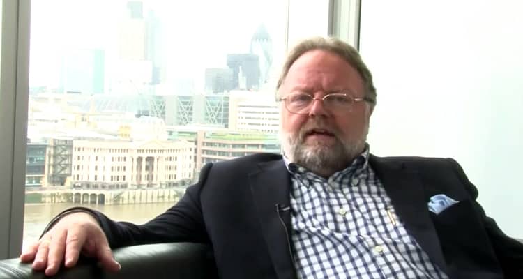 Key Considerations in Selecting a UPS for a Data Centre Key Considerations in Selecting a UPS for a Data Centre